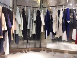 一席之地 品牌折扣女装尾货批发的优势与机遇